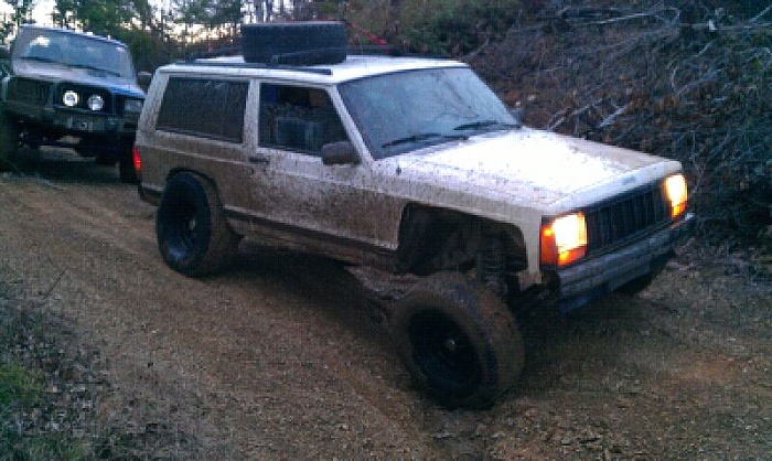 Trimming front wheel-well for 33s on 92 XJ-forumrunner_20111217_073033.jpg