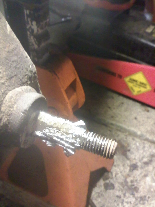 rear shock question HELP!-1227012026.jpg