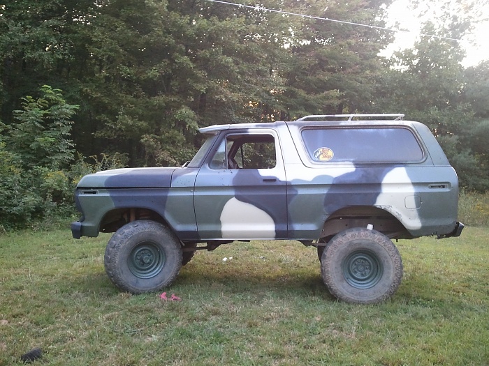Camo jeep-broncoafter.jpg