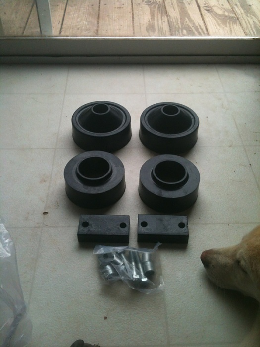 07-2012 jeep unlimited "JK" 2in lift kit-image-4056779405.jpg