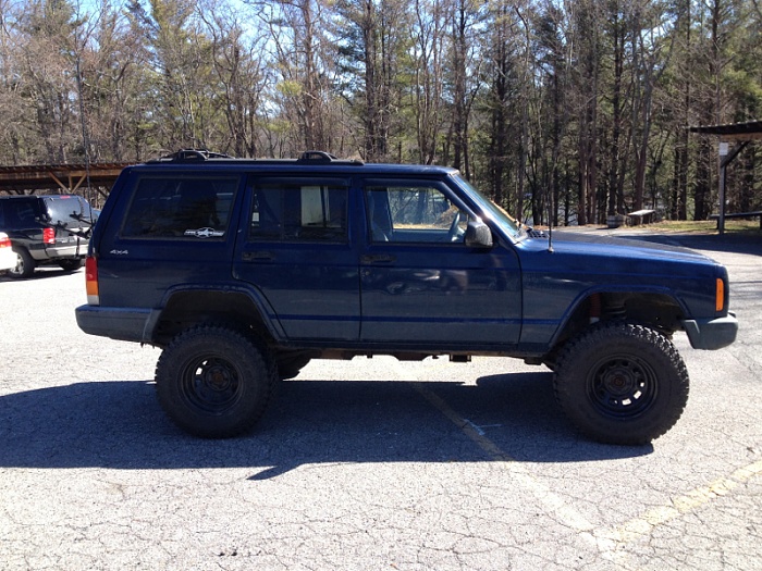 01 Cherokee Lifted-image-3408890786.jpg