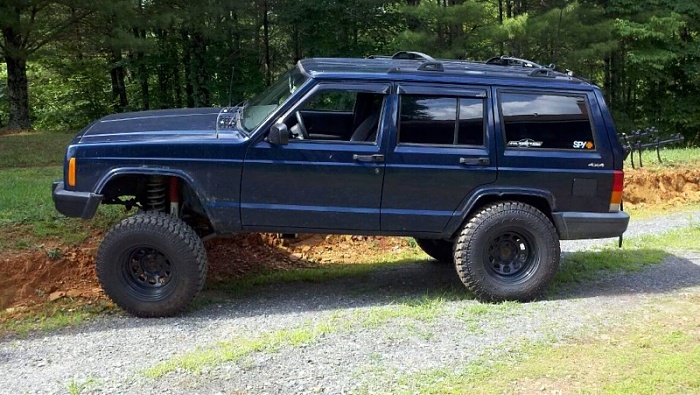 01 Cherokee Lifted-image-3361263086.jpg