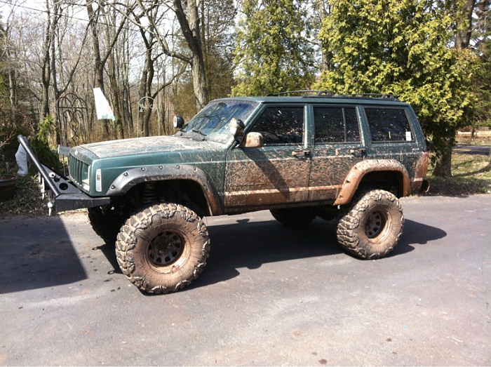 Lifted  2000 jeep cherokee partout or whole-image-665974045.jpg