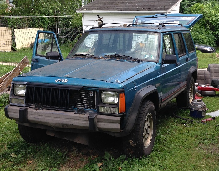 94 Cherokee Sport-jeep.jpg