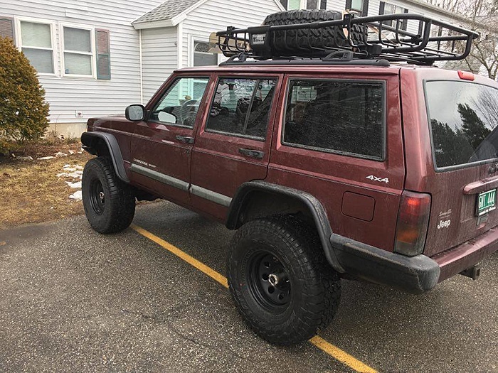 2000 Jeep Cherokee-other-side-pic.jpg
