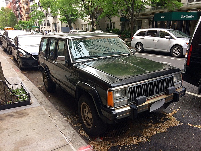 1989 Jeep Cherokee Classic from Socal in NYC-jeep-front.jpg