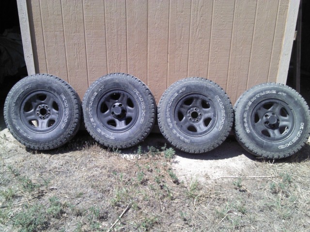 4 road ventures a/t on stock wheels-img_20120825_124737.jpg