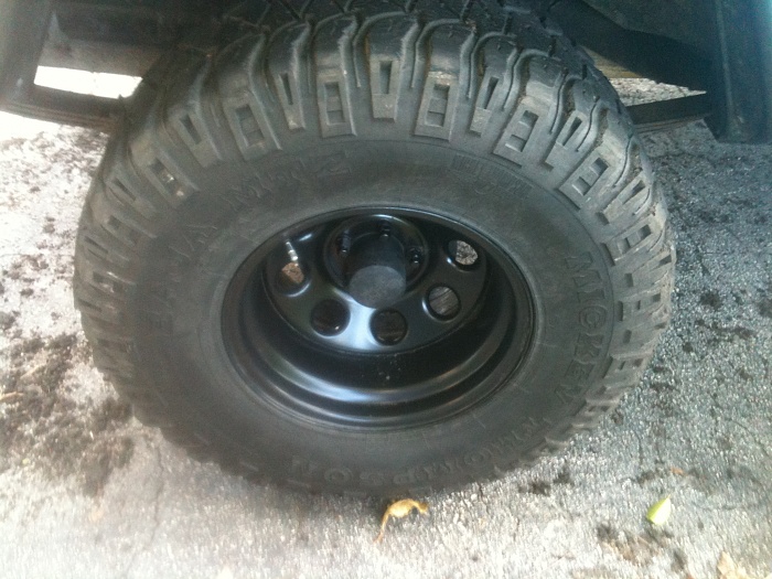 M/T MTZ 33x12.5x15 tire/wheel bargin-img_0384-1-.jpg