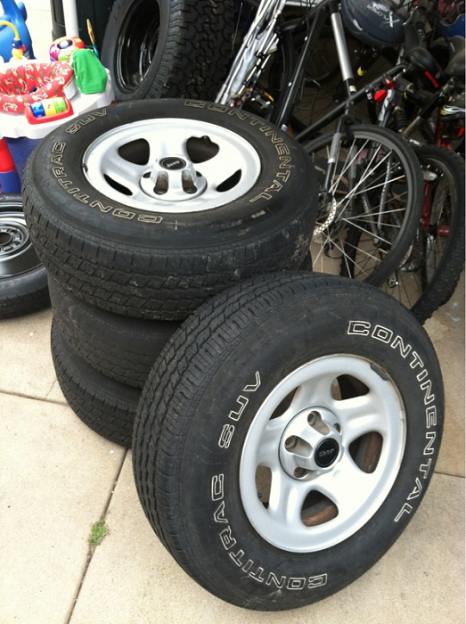 Stock jeep wheels-image-3340417262.jpg