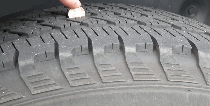 All Terrain Tires - 265.70.16-close-up4.jpg