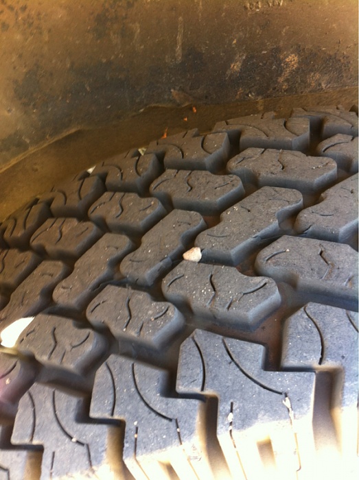 30x9.5x15 Tires-image-1786102644.jpg