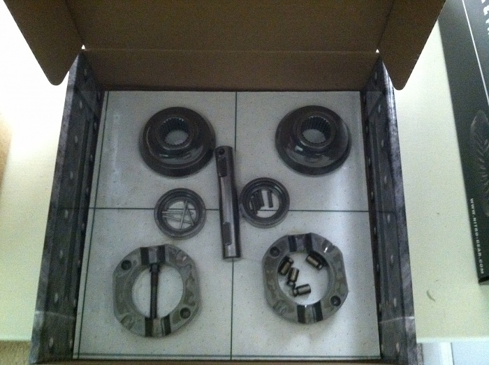 D30 and c Chrysler 8.25 4.88 gear package-image.jpg