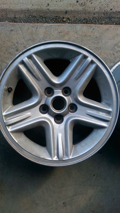 Two Bright Silver Icon wheels-imag0773.jpeg