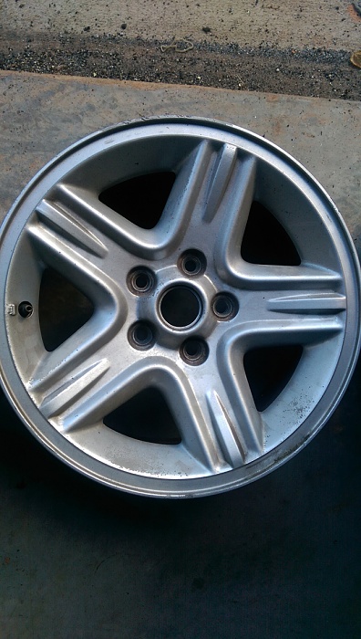 Two Bright Silver Icon wheels-imag0774.jpeg