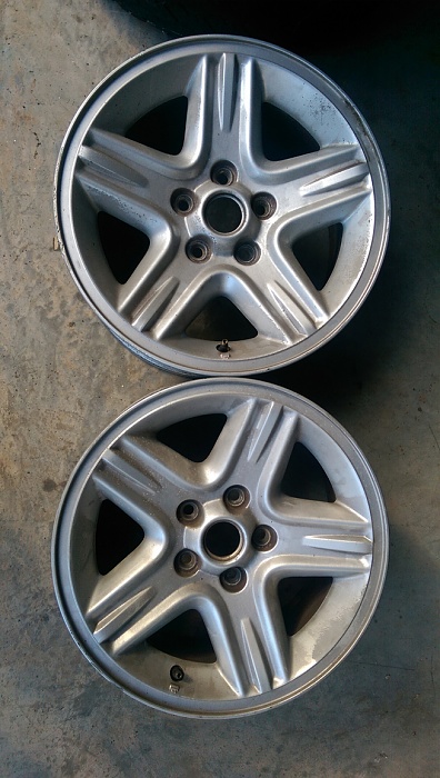 Two Bright Silver Icon wheels-imag0775.jpeg