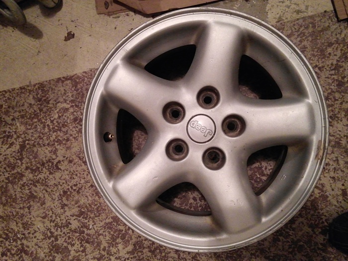 Jeep Cherokee Aluminum Wheels-20160323_061002.jpg