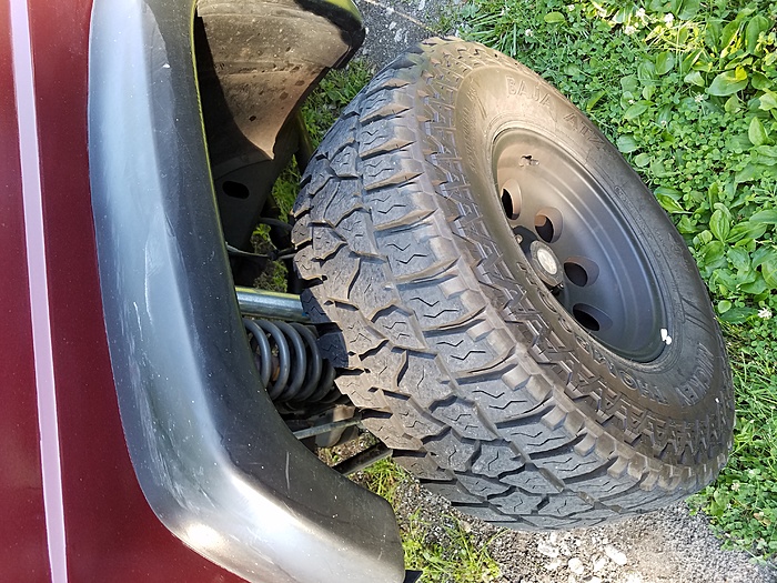 32 x 11.50 15 tires and rims-20180615_181947.jpg
