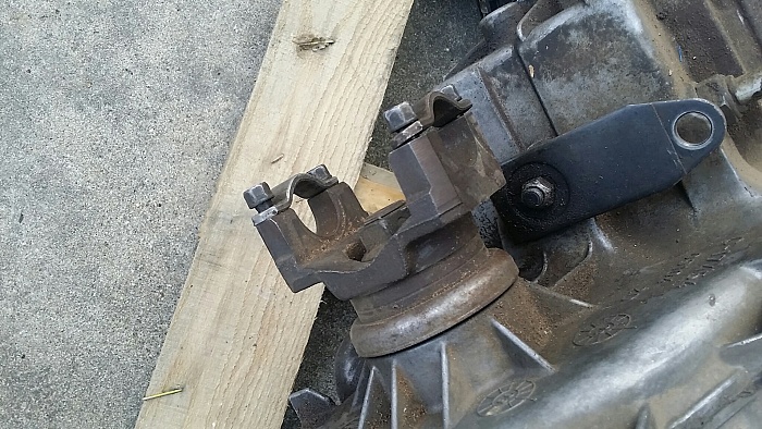 GM transfer case-20160131_152505.jpg
