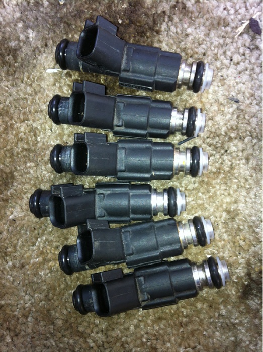 Set of 784 injectors (6)-image-84960582.jpg