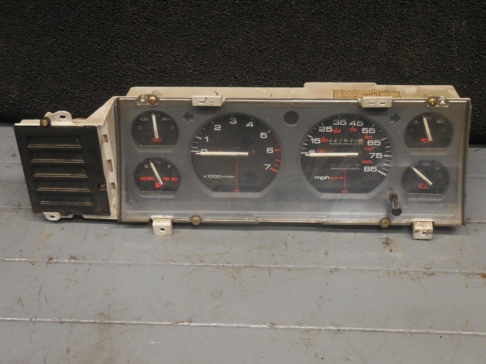 dash gauges-dash.jpg
