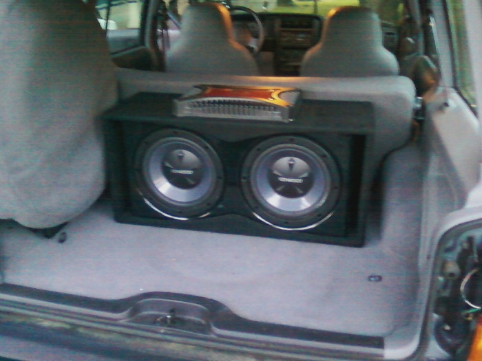 Two 12&quot; subs with 1200 watt amp and box-subs.jpg