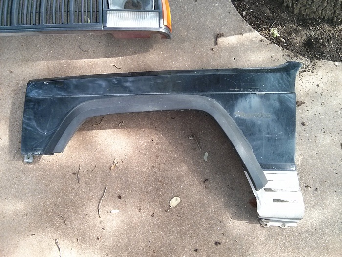 FREE '96 header panel, grill, fenders ++-2015-05-11-17.04.26-1.jpg