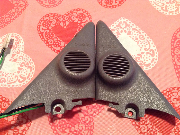 97-01 Cherokee infinity tweeter pods and console latches.-photo4294966441.jpg