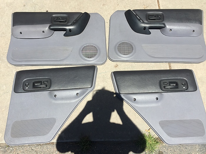 1998 Cherokee Sport door panels-img_2244.jpg