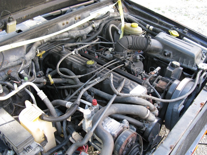 '99 4-door-engine_1_800.jpg