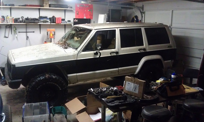 Parting out complete 1988 Cherokee 4x4-2014-01-02-20.10.52.jpg
