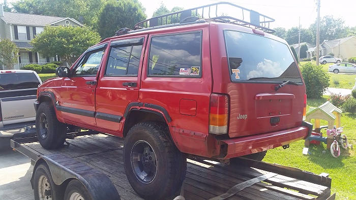 Flame red 2001 cherokee part out, 2wd, 4dr-20160612_171041.jpg