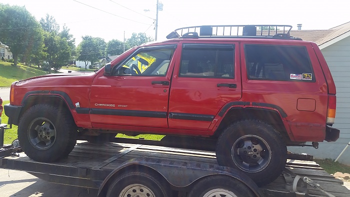 Flame red 2001 cherokee part out, 2wd, 4dr-20160612_171051.jpg
