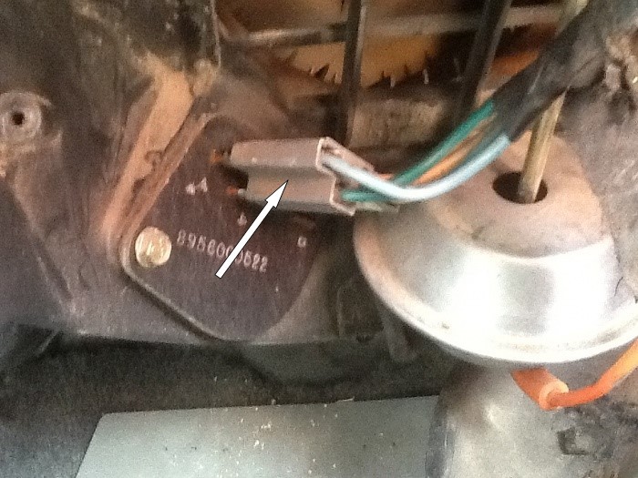 Name: 92%20Blower%20Resistor%20Connector.jpg
Views: 11916
Size: 111.9 KB