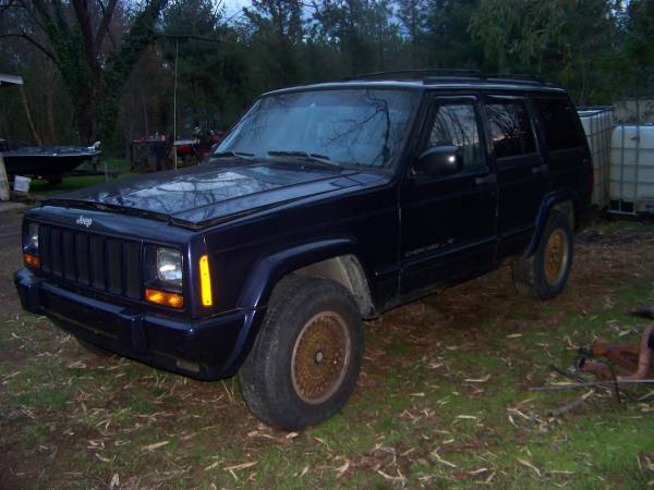 Name:  bluejeep4_zpsq5zjqtxu.jpg
Views: 484
Size:  38.8 KB