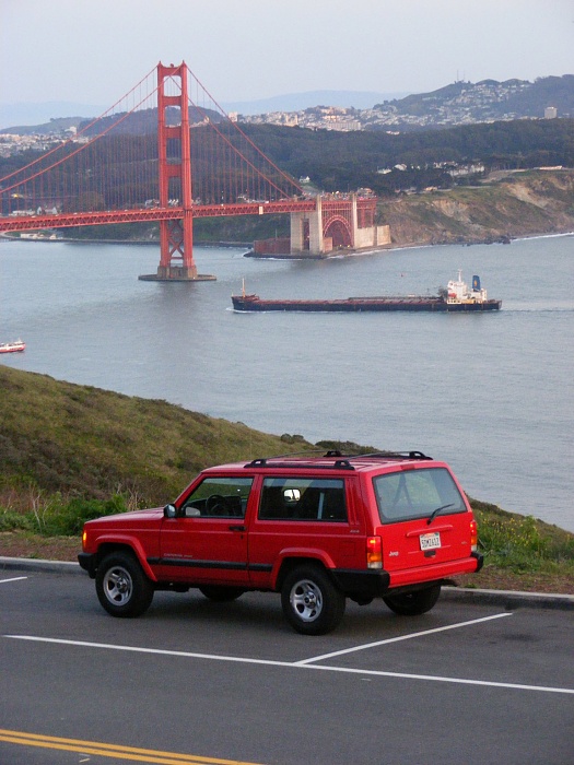 First time Jeep owner from Oregon-rsz_cherokee_at_golden_gate_010.jpg