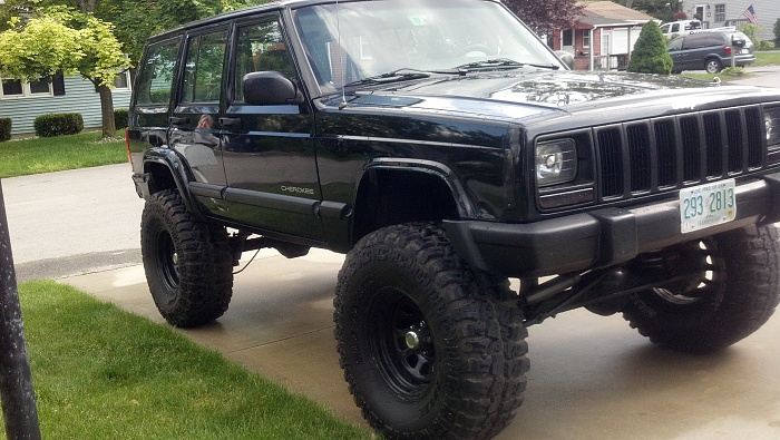 new guy up in nh. just another black xj on 35s-2012-05-25_16-50-55_66.jpg