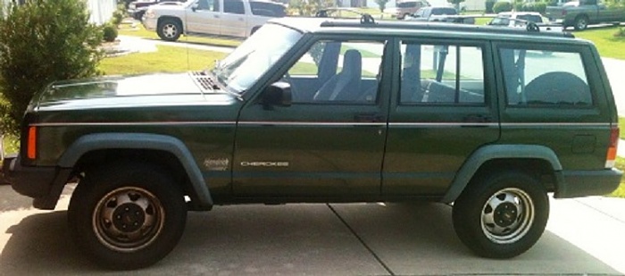 '97 Jeep XJ, 4.0L SIX, 4DR, 2WD.. Urban Terrorist..!-photo.jpg