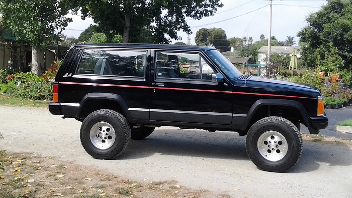Two Door Cherokee Project Finished-elburro1.jpg