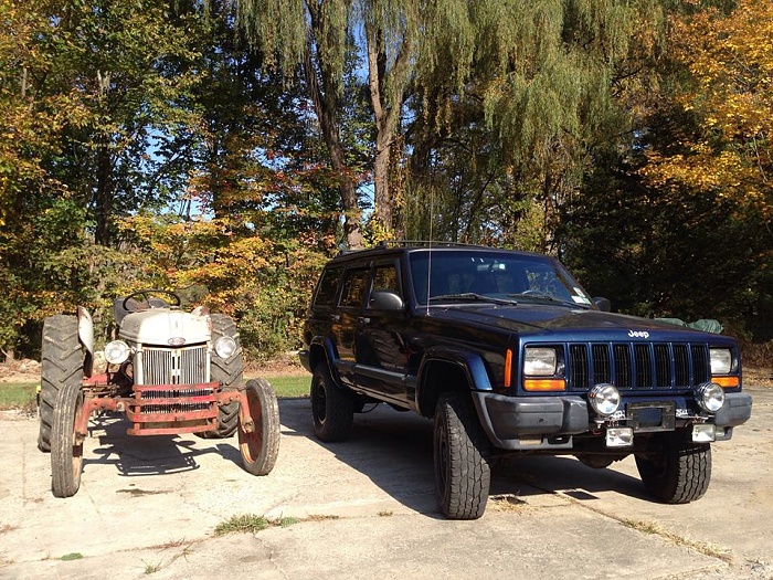 My first Jeep-jeep-cherokee-2000.jpg