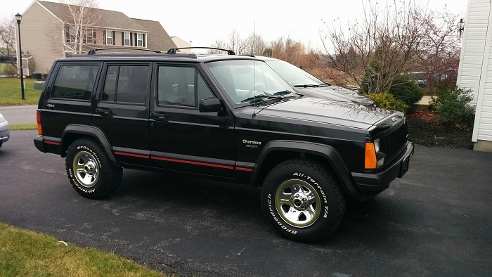 Intro : Brought My XJ Home Today.-2015-12-05-12.28.59.jpg