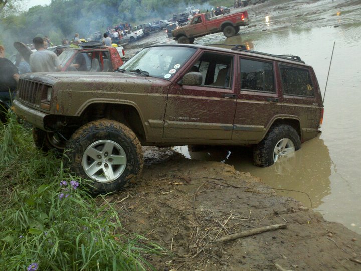 Name:  JeepYankeeLake4.jpg
Views: 22
Size:  96.1 KB