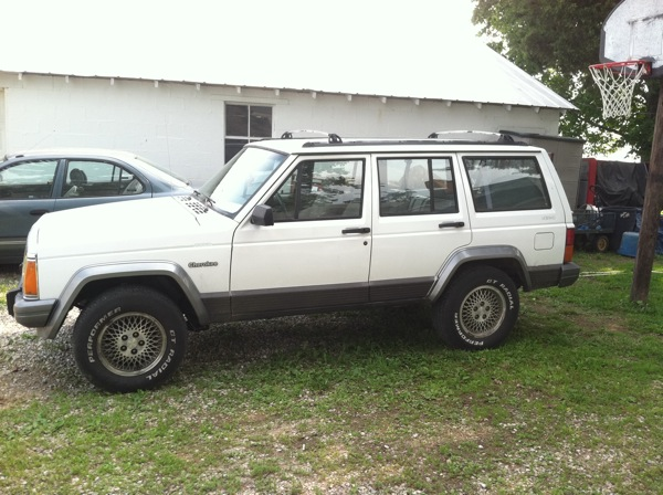 is this a good deal on a jeep cherokee?-image-2370759287.jpg
