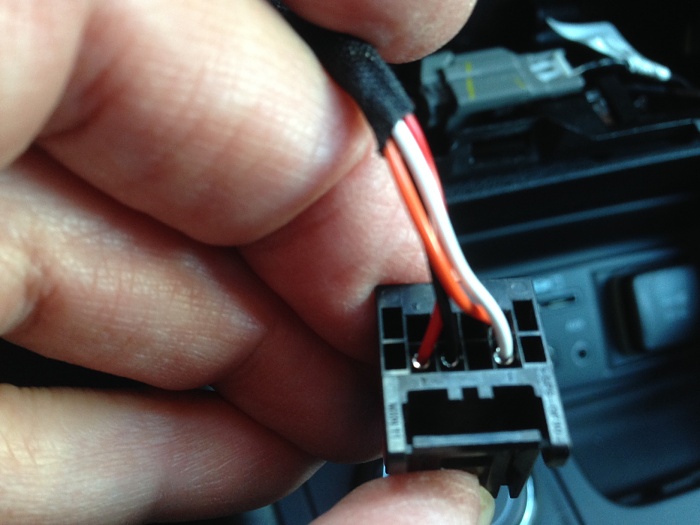Connector pin out - climate control module-img_1218.jpg